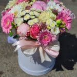 Aranjament floral in cutie